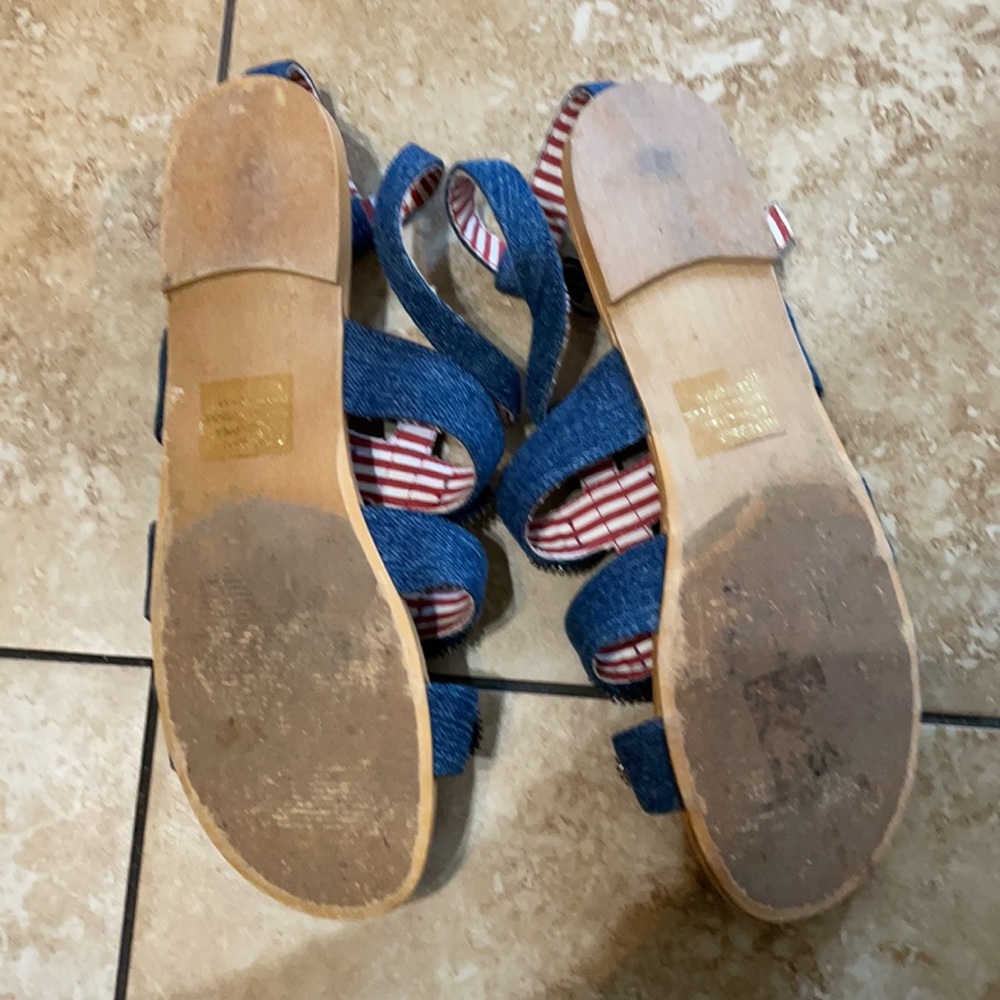 Pantry - Picture 2 of 2